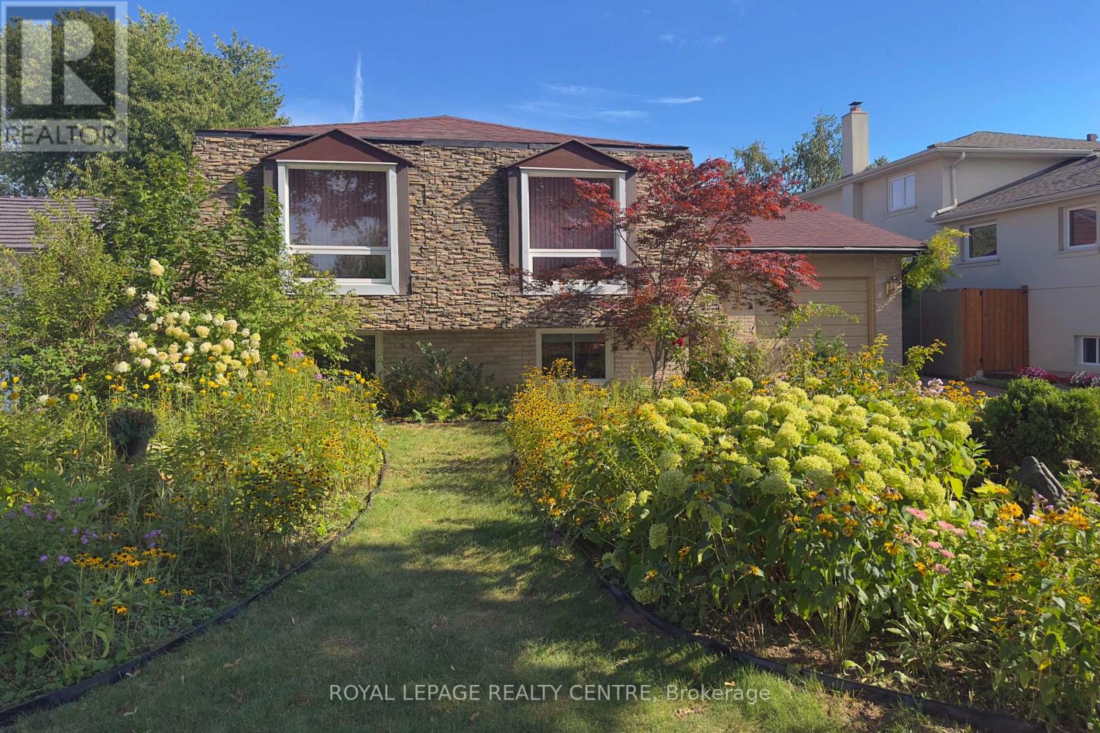 254 Louis Drive, Mississauga, Ontario  L5B 1Y9 - Photo 47 - W12390089