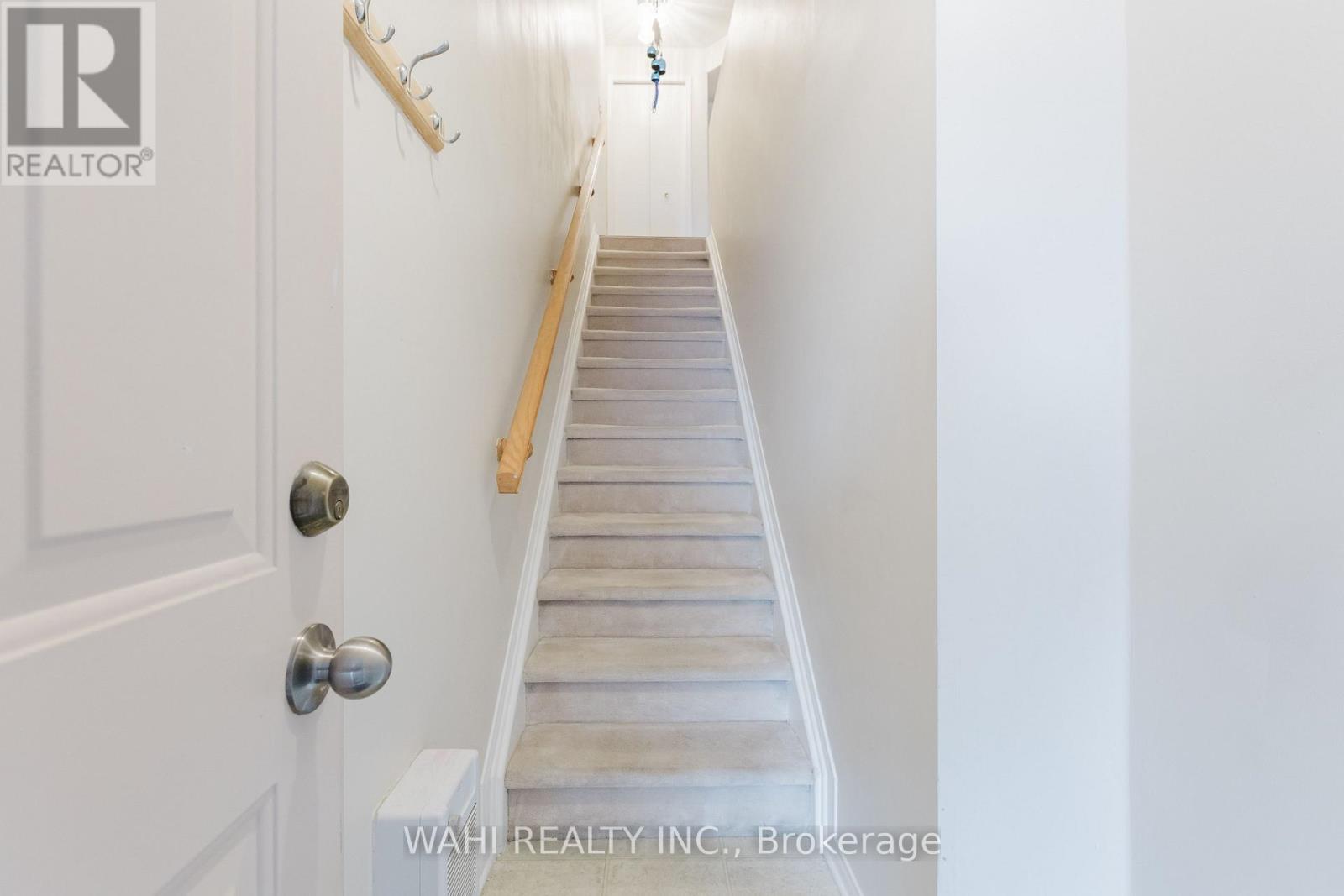 36 - 2300 Bois Vert Place, Ottawa, Ontario  K4A 4T8 - Photo 5 - X12390075