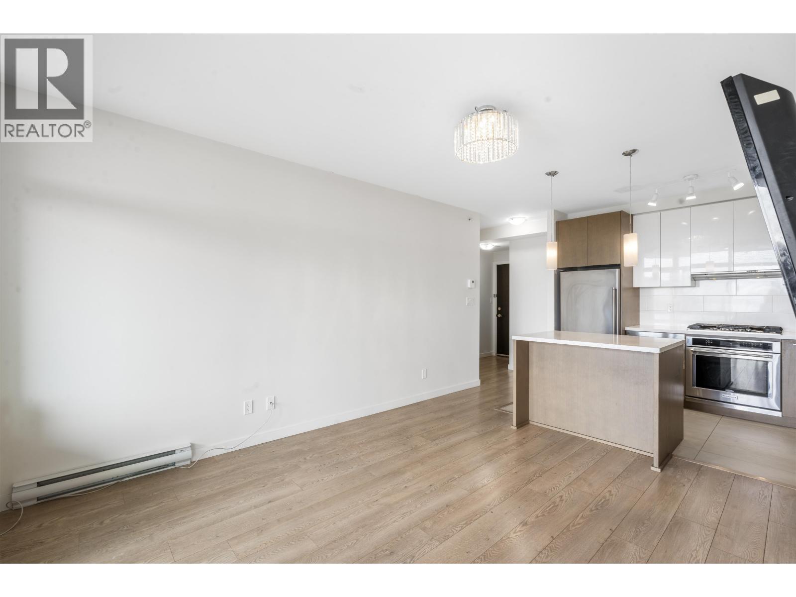3205 3080 Lincoln Avenue, Coquitlam, British Columbia  V3B 0L9 - Photo 8 - R3045157