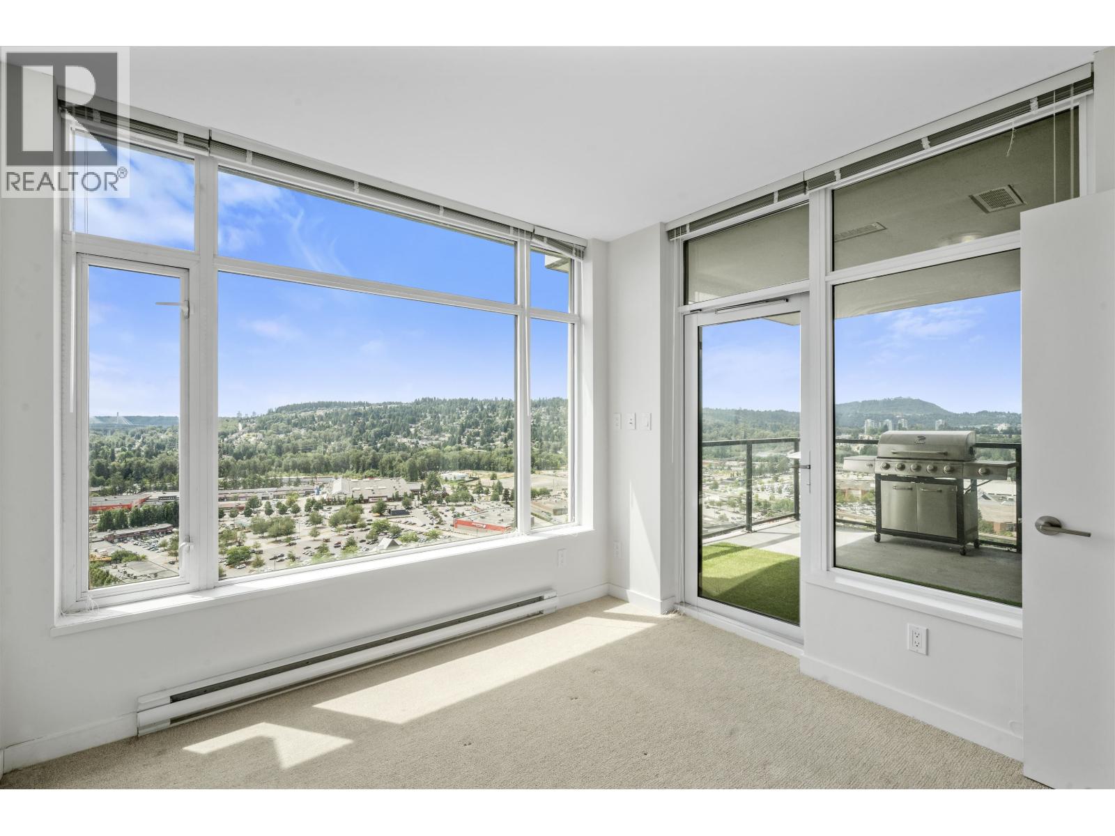 3205 3080 Lincoln Avenue, Coquitlam, British Columbia  V3B 0L9 - Photo 9 - R3045157