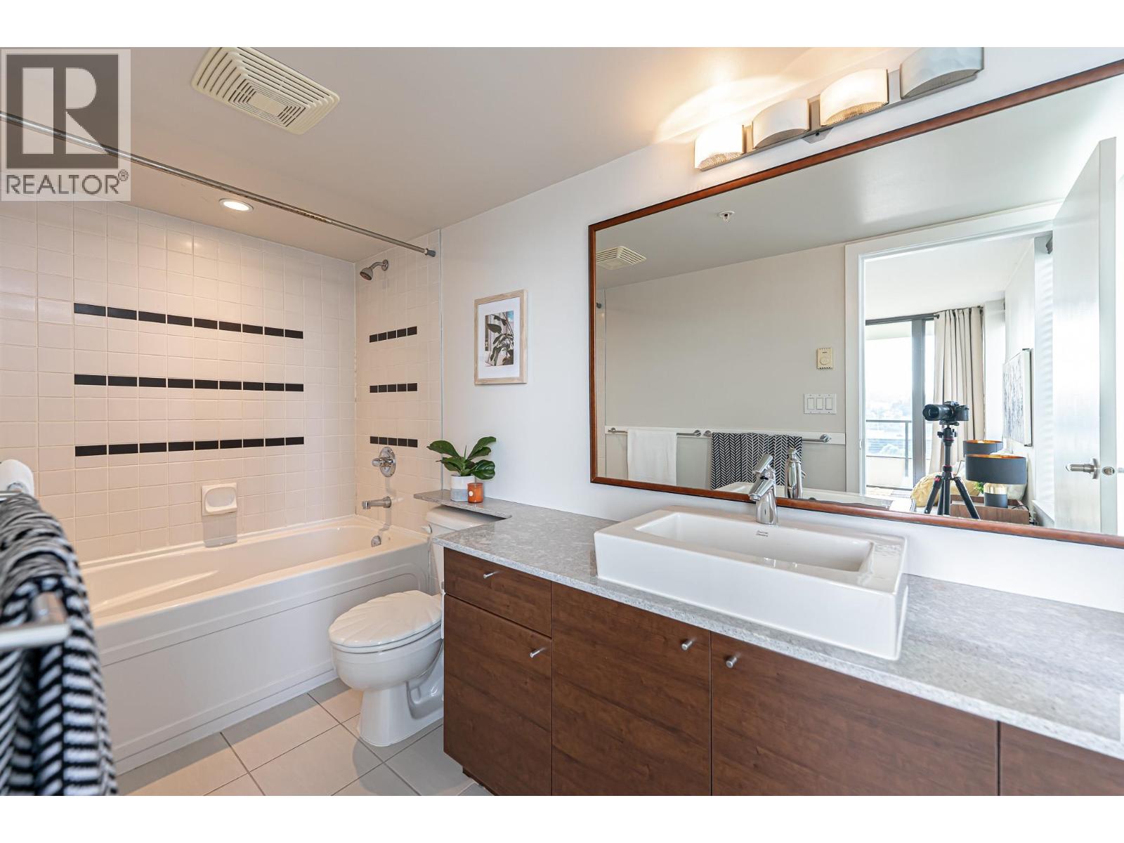 1406 4178 Dawson Street, Burnaby, British Columbia  V5C 0A1 - Photo 15 - R3045161