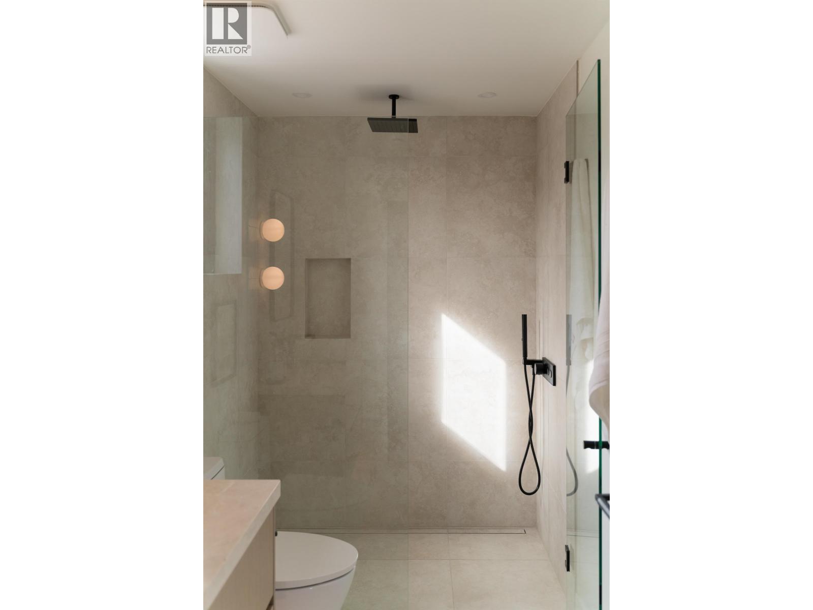 2 280 E 32 Avenue, Vancouver, British Columbia  V5V 2Y3 - Photo 33 - R3045192