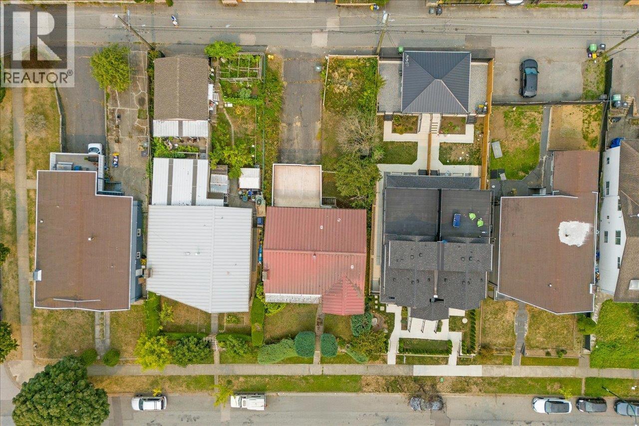 1149 E 63rd Avenue, Vancouver, British Columbia  V5X 2L3 - Photo 2 - R3045200