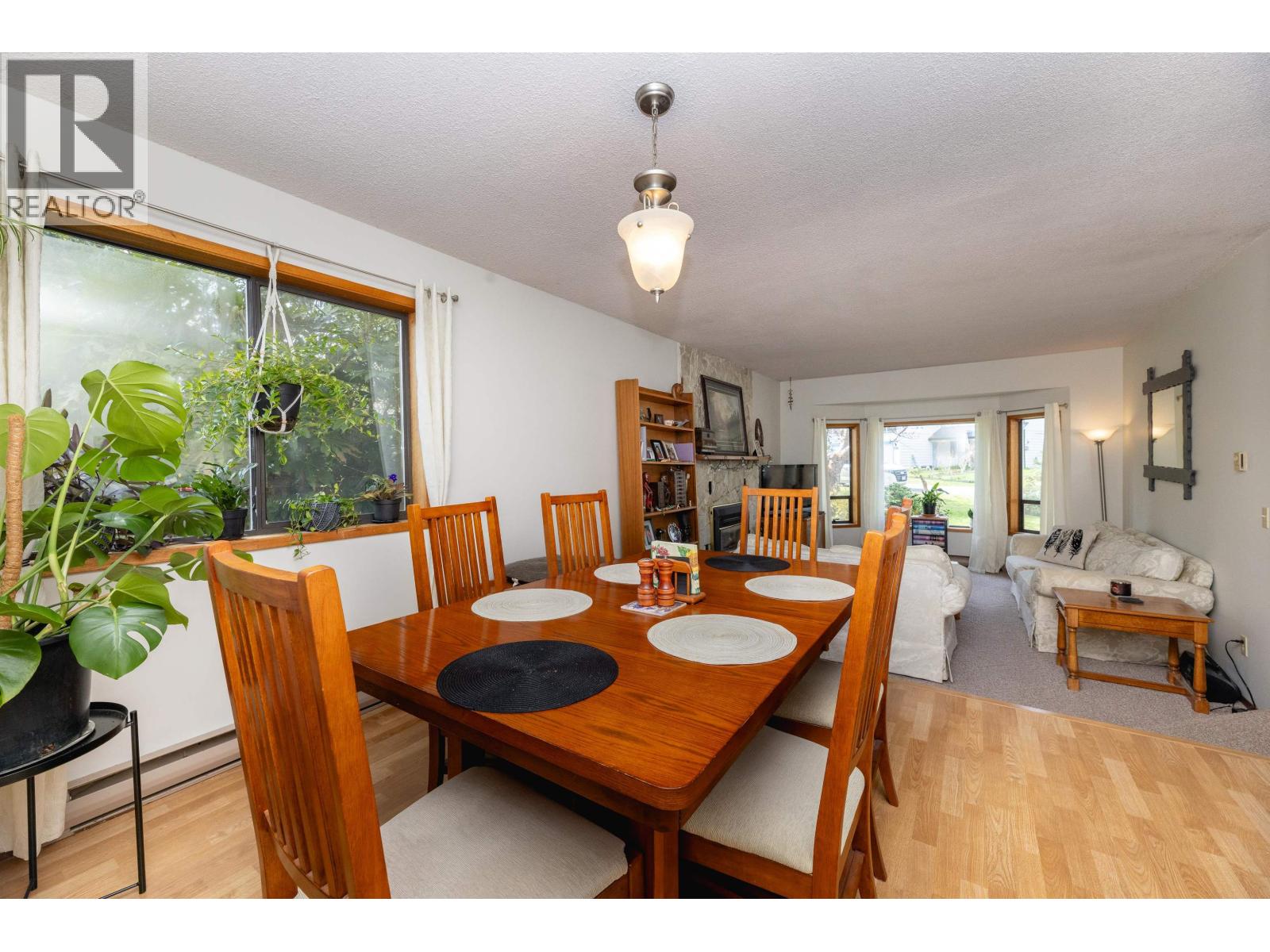 729 Maplewood Lane, Gibsons, British Columbia  V0N 1V8 - Photo 5 - R3027621