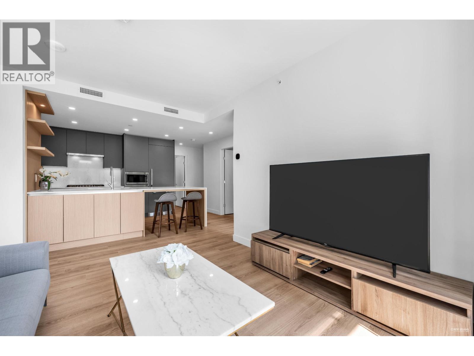 508 5593 NUMBER 3 ROAD, Richmond, British Columbia