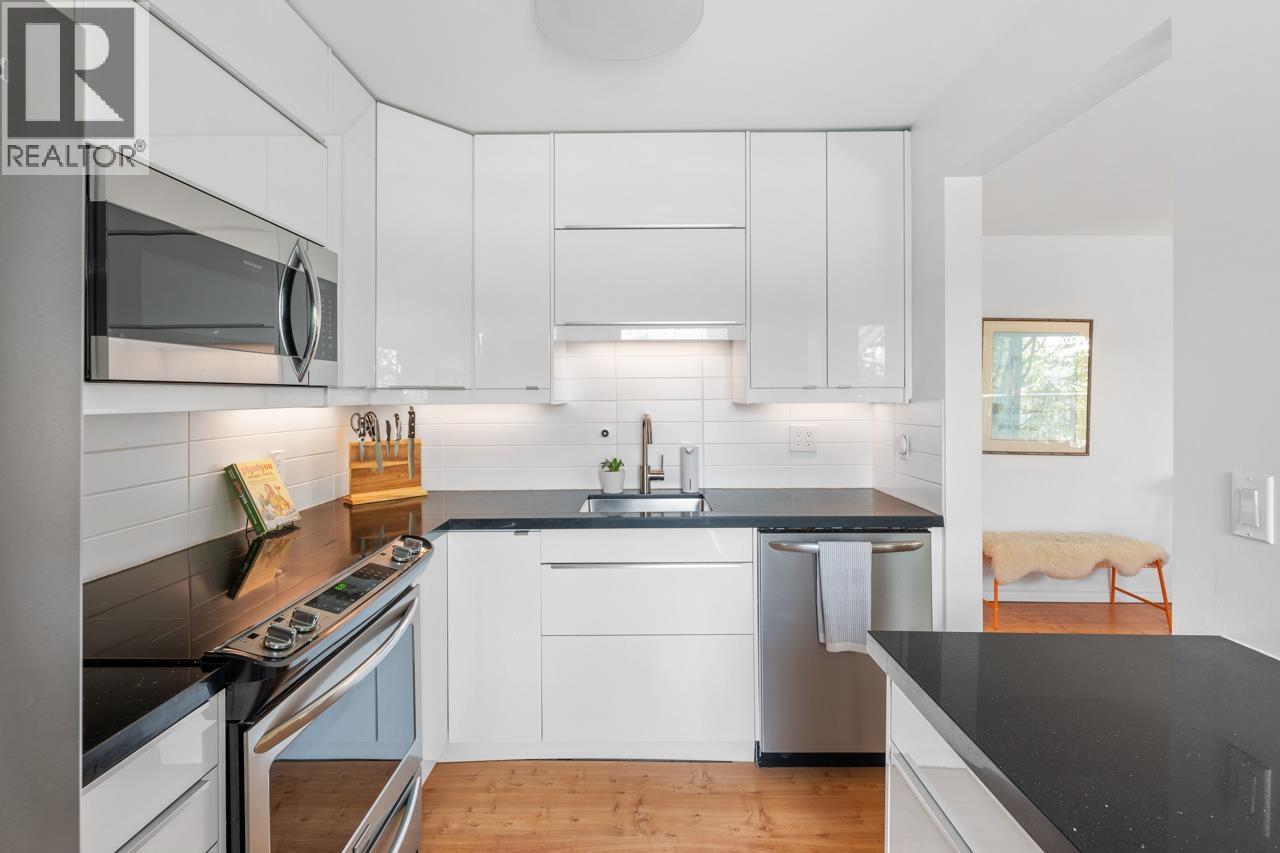 101 135 Eleventh Street, New Westminster, British Columbia  V3M 4C7 - Photo 9 - R3044965