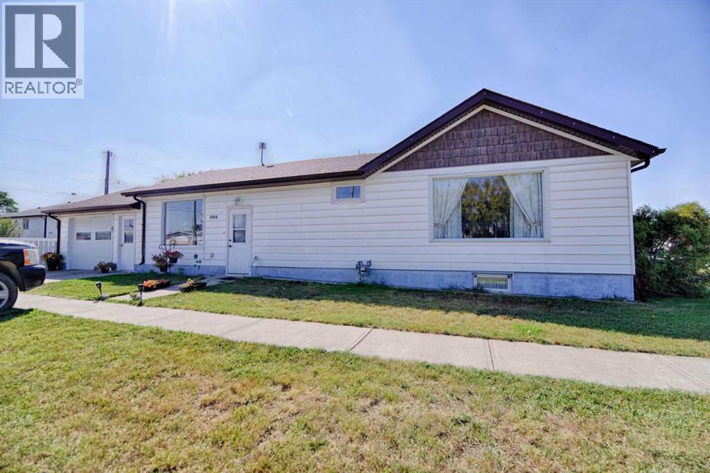Property at 5064 42 Avenue image 2
