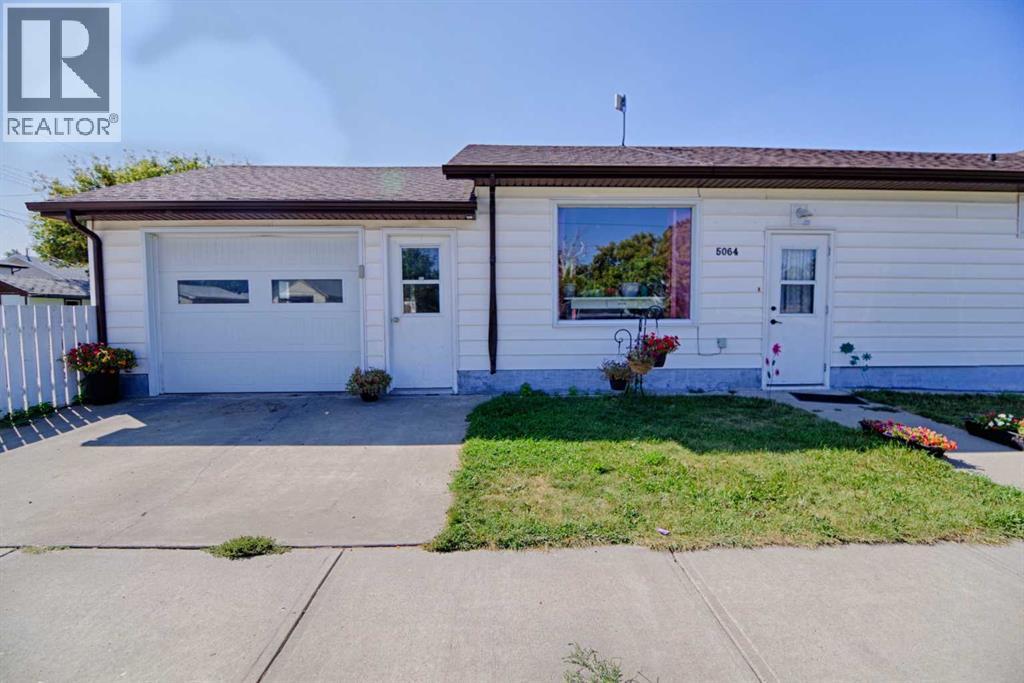 Property at 5064 42 Avenue image 4