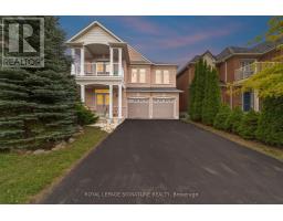 46 Trish Drive, Richmond Hill (Oak Ridges Lake Wilcox), Ca