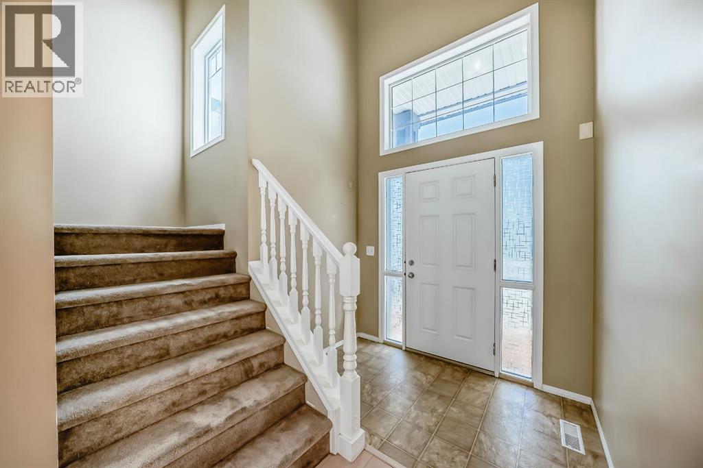 2128 Luxstone Boulevard Sw, Airdrie, Alberta  T4B 0C6 - Photo 4 - A2255240