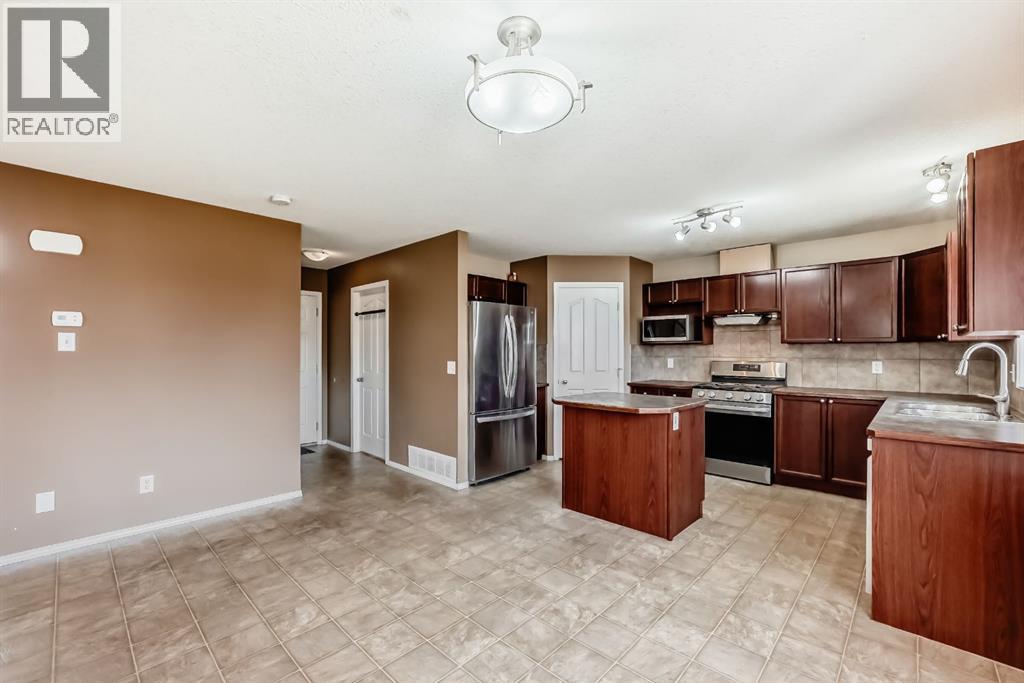 2128 Luxstone Boulevard Sw, Airdrie, Alberta  T4B 0C6 - Photo 17 - A2255240