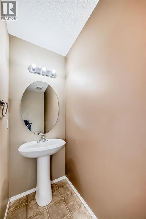 2128 Luxstone Boulevard Sw, Airdrie, Alberta  T4B 0C6 - Photo 20 - A2255240