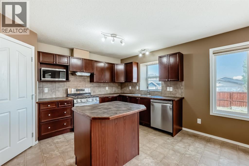 2128 Luxstone Boulevard Sw, Airdrie, Alberta  T4B 0C6 - Photo 11 - A2255240