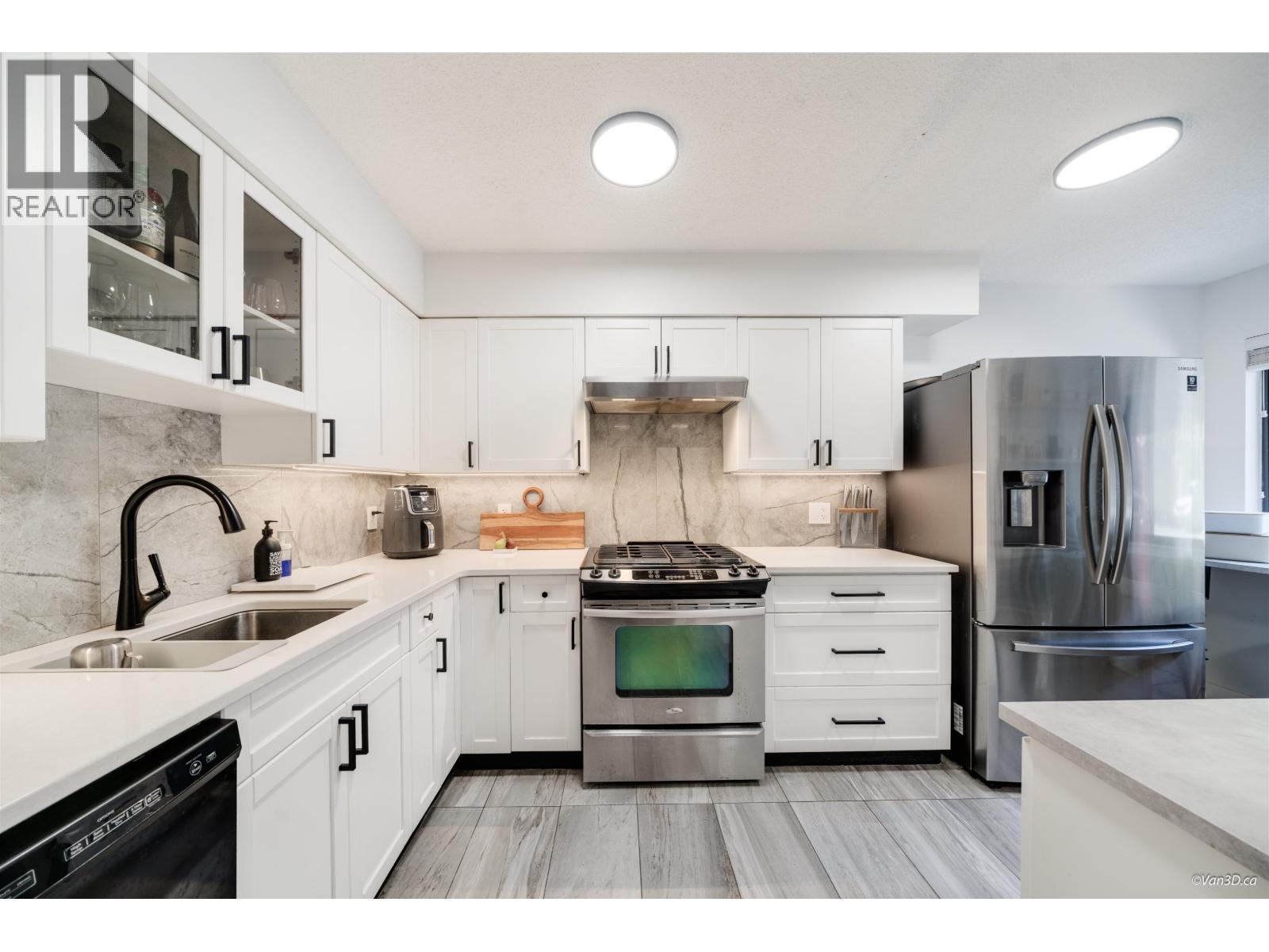 238 Cambridge Way, Port Moody, British Columbia  V3H 3W7 - Photo 11 - R3045204