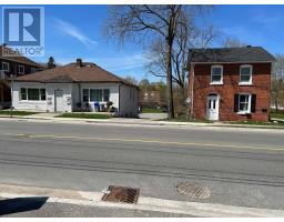 40, 42 PENETANG STREET, Barrie, Ontario