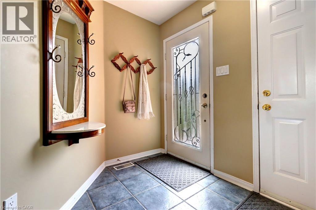 24 Huffmann Drive, Georgetown, Ontario  L7G 5W4 - Photo 8 - 40767476