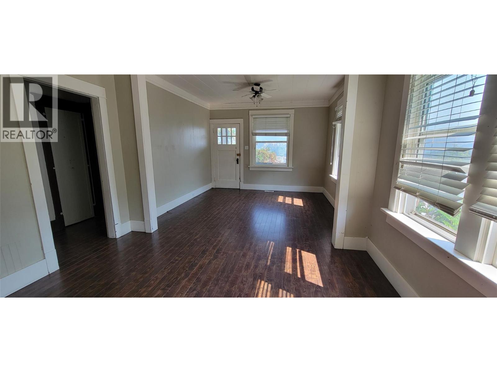 1553 Diamond Street, Trail, British Columbia  V1R 4H5 - Photo 10 - 10359696