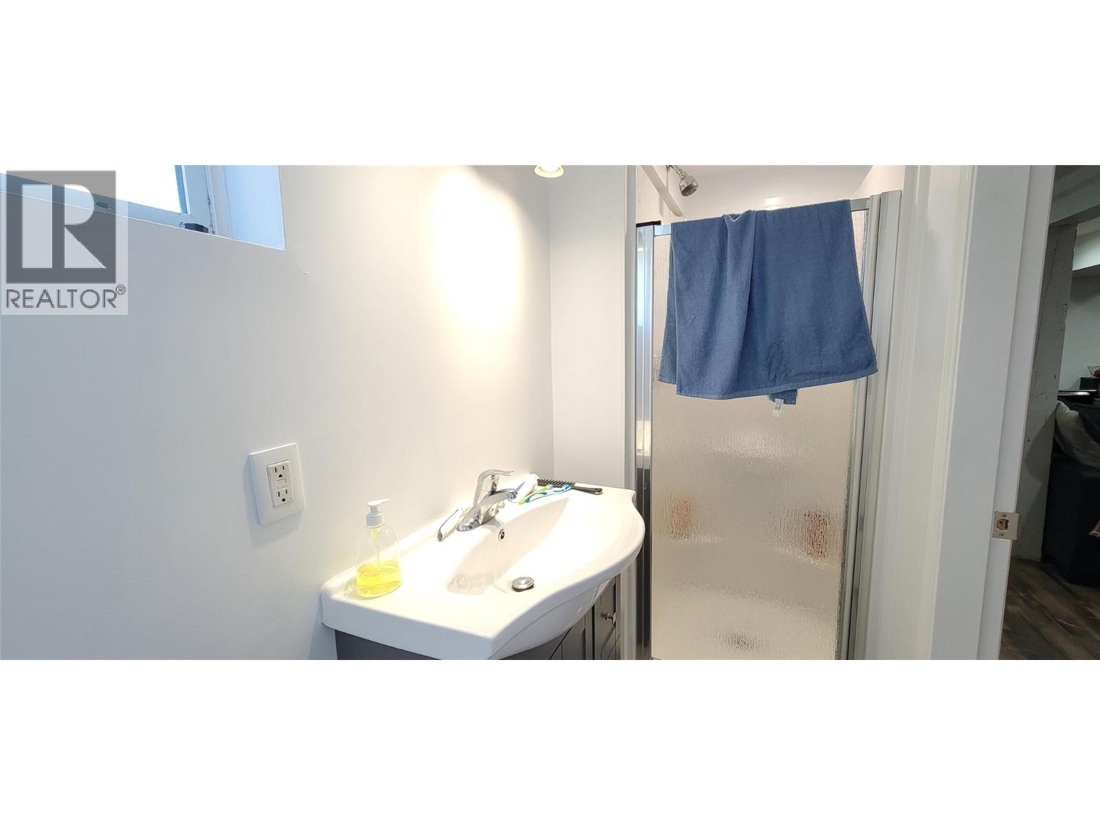 1553 Diamond Street, Trail, British Columbia  V1R 4H5 - Photo 24 - 10359696