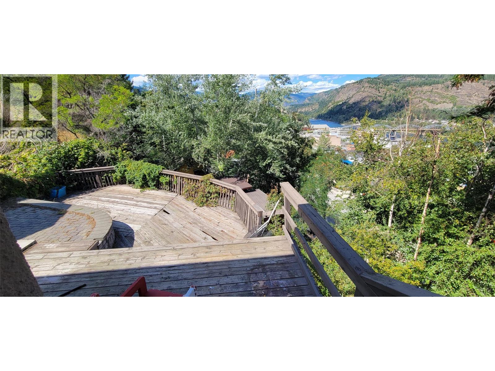 1553 Diamond Street, Trail, British Columbia  V1R 4H5 - Photo 16 - 10359696