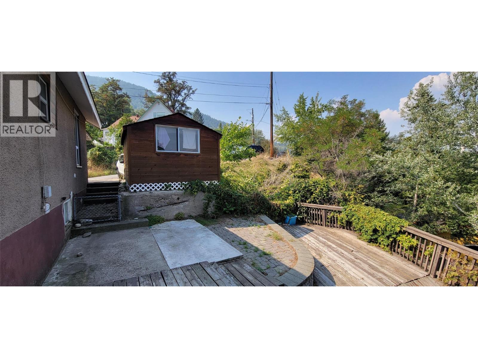 1553 Diamond Street, Trail, British Columbia  V1R 4H5 - Photo 30 - 10359696