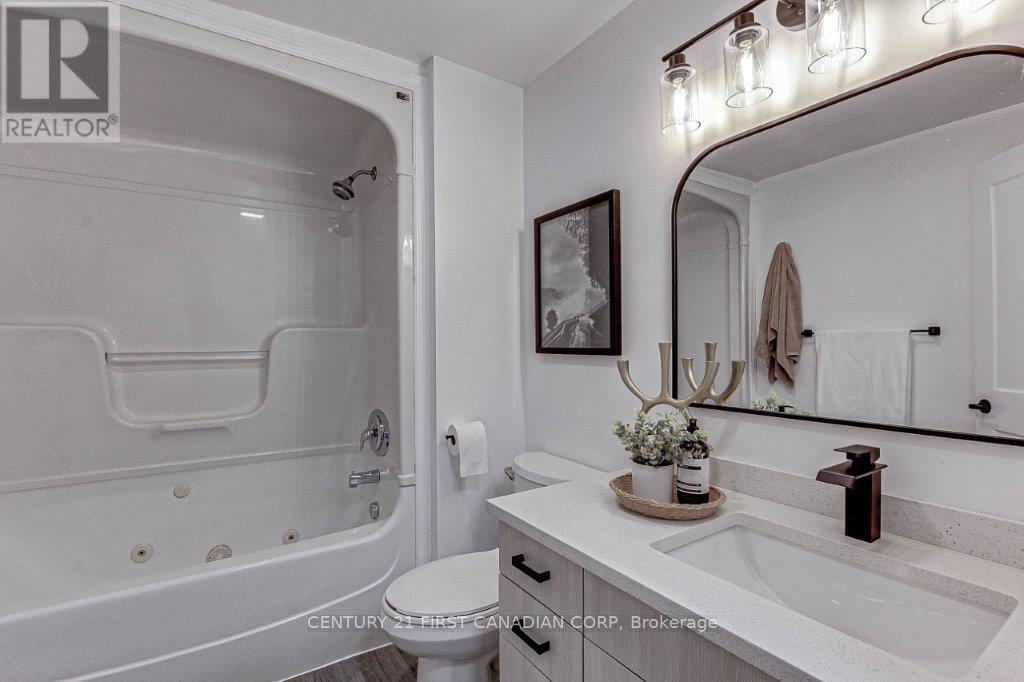 347 Thiel Street, London East, Ontario  N5W 4P7 - Photo 21 - X12390140