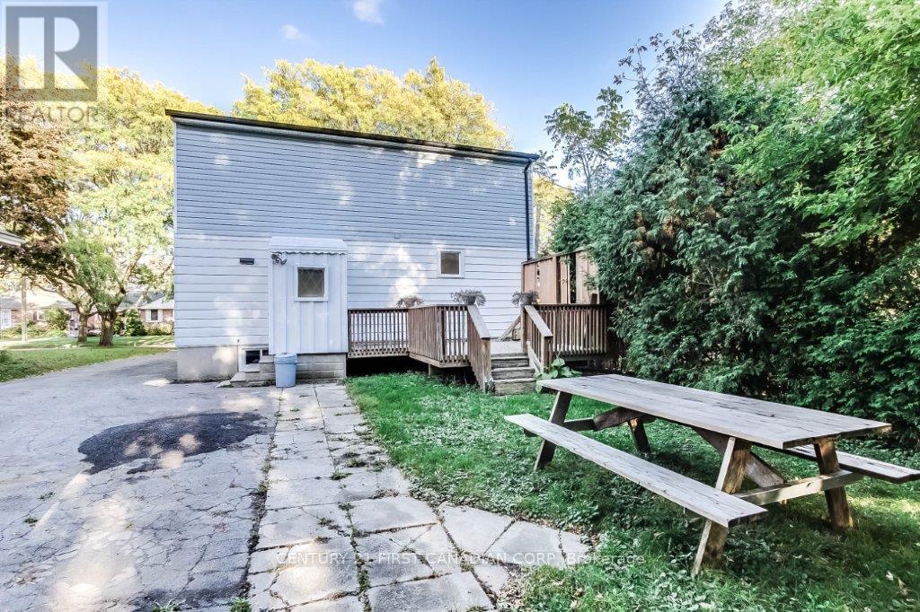 347 Thiel Street, London East, Ontario  N5W 4P7 - Photo 34 - X12390140