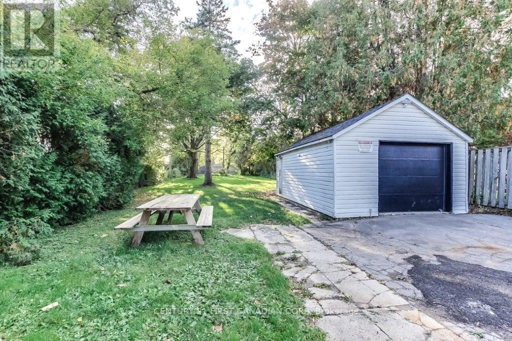 347 Thiel Street, London East, Ontario  N5W 4P7 - Photo 39 - X12390140