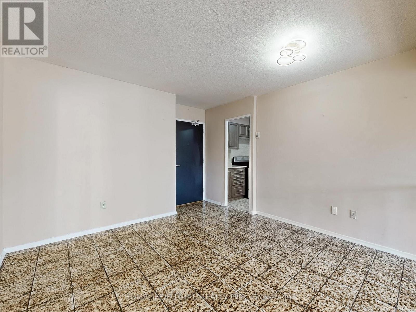310 - 31 Four Winds Drive, Toronto, Ontario  M3J 1K9 - Photo 16 - W12389425