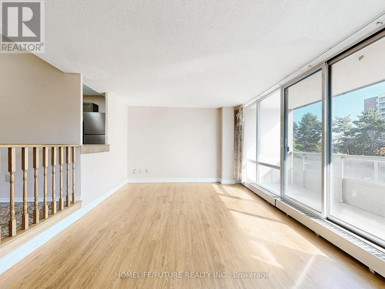 310 - 31 Four Winds Drive, Toronto, Ontario  M3J 1K9 - Photo 9 - W12389425