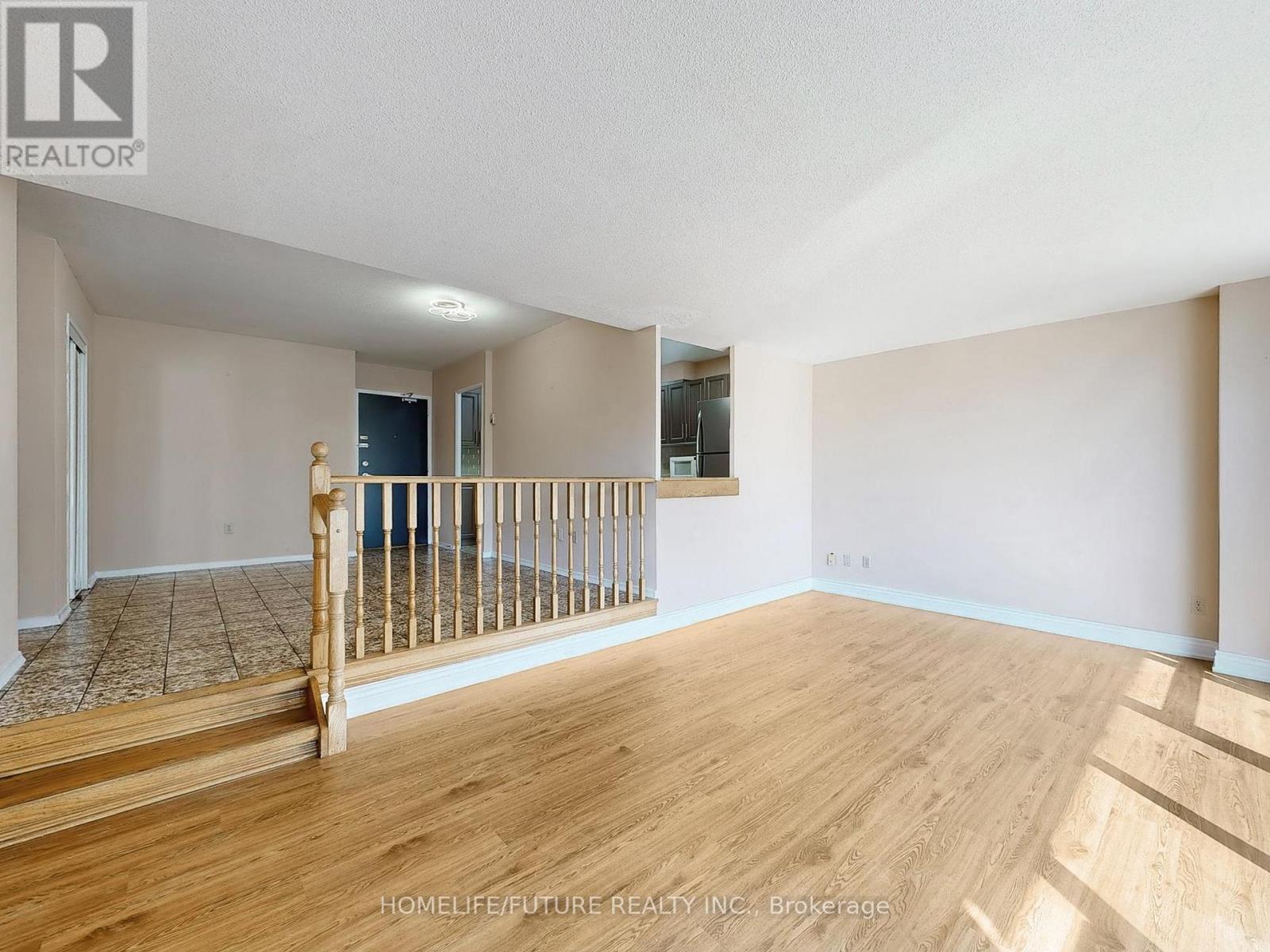310 - 31 Four Winds Drive, Toronto, Ontario  M3J 1K9 - Photo 13 - W12389425