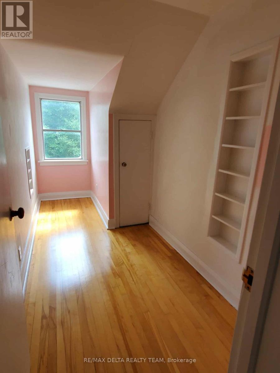 149 Pleasant Park Road, Ottawa, Ontario  K1H 5M4 - Photo 16 - X12383284