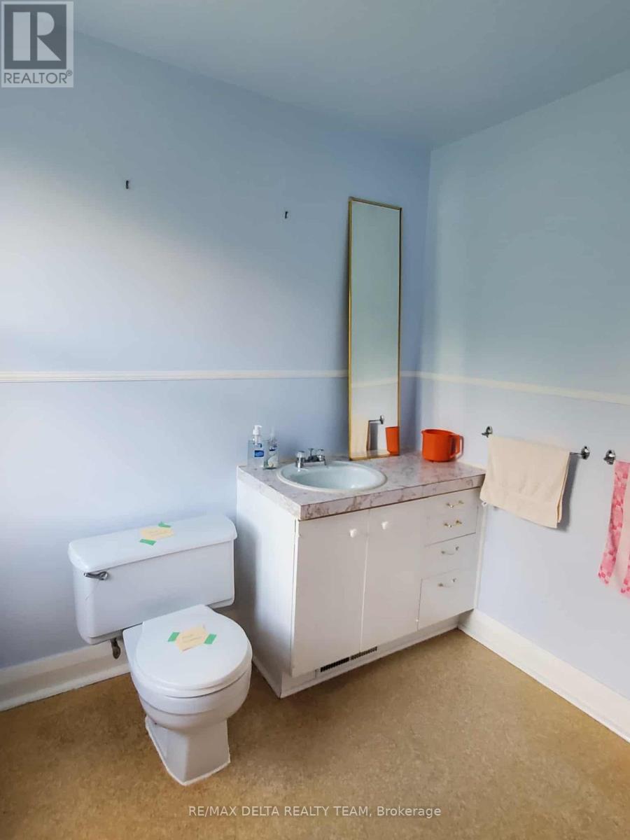 149 Pleasant Park Road, Ottawa, Ontario  K1H 5M4 - Photo 15 - X12383284