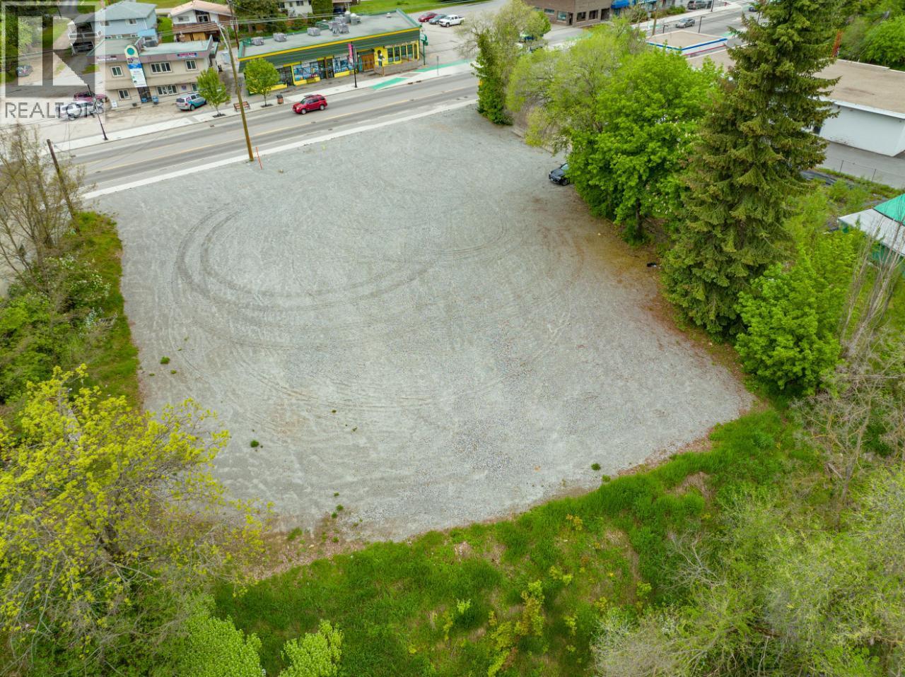 1445 Columbia Avenue, Castlegar, British Columbia  V1N 1H8 - Photo 7 - 10362194