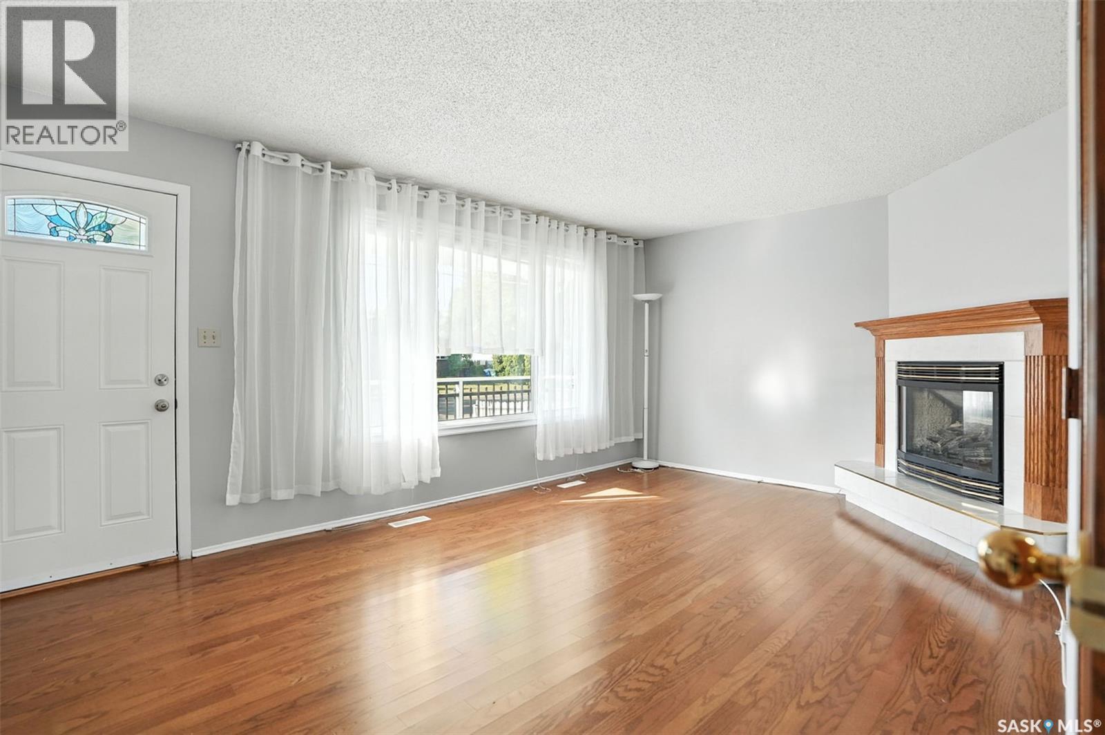 446 Cockburn Crescent, Saskatoon, Saskatchewan  S7L 5S5 - Photo 3 - SK017529