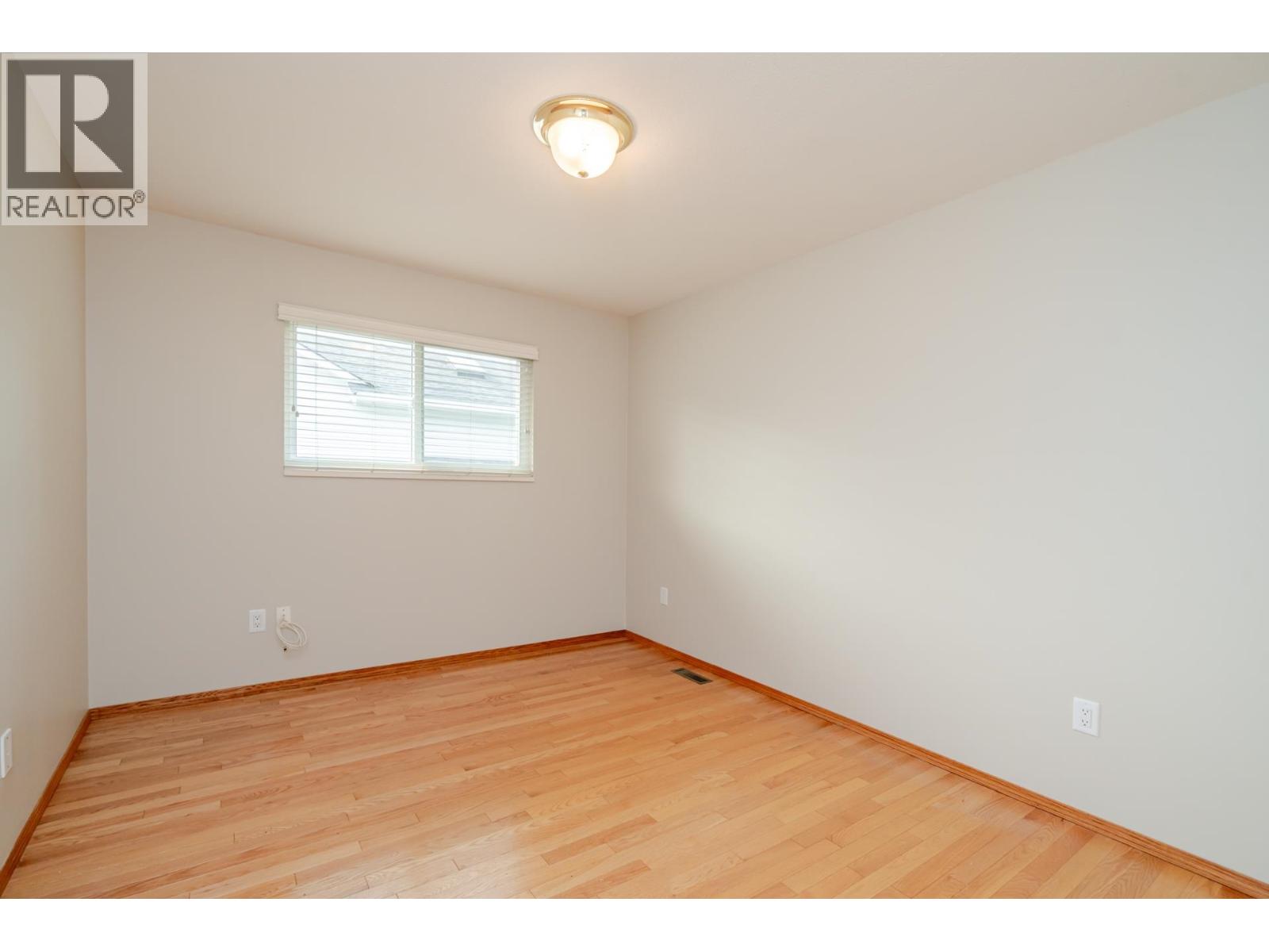 2203 Sorrento Drive, Coquitlam, British Columbia  V3K 6H6 - Photo 32 - R3045225
