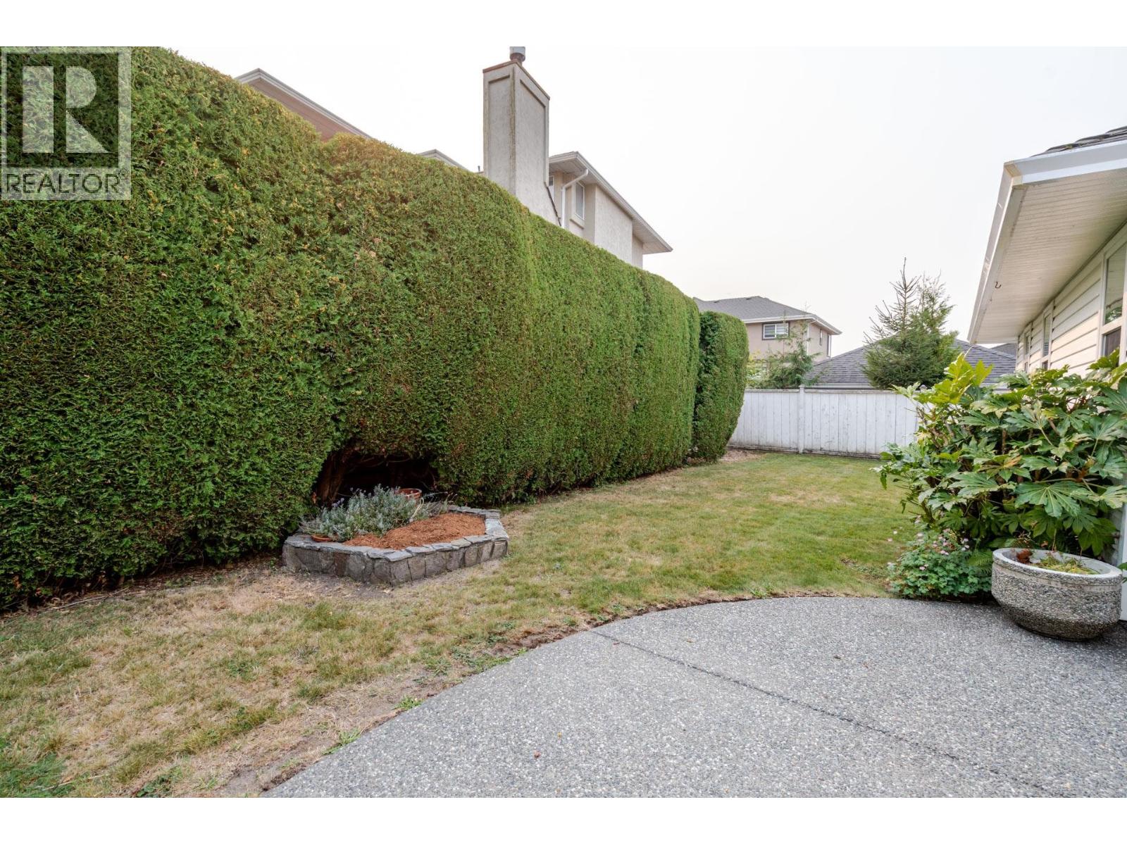 2203 Sorrento Drive, Coquitlam, British Columbia  V3K 6H6 - Photo 37 - R3045225