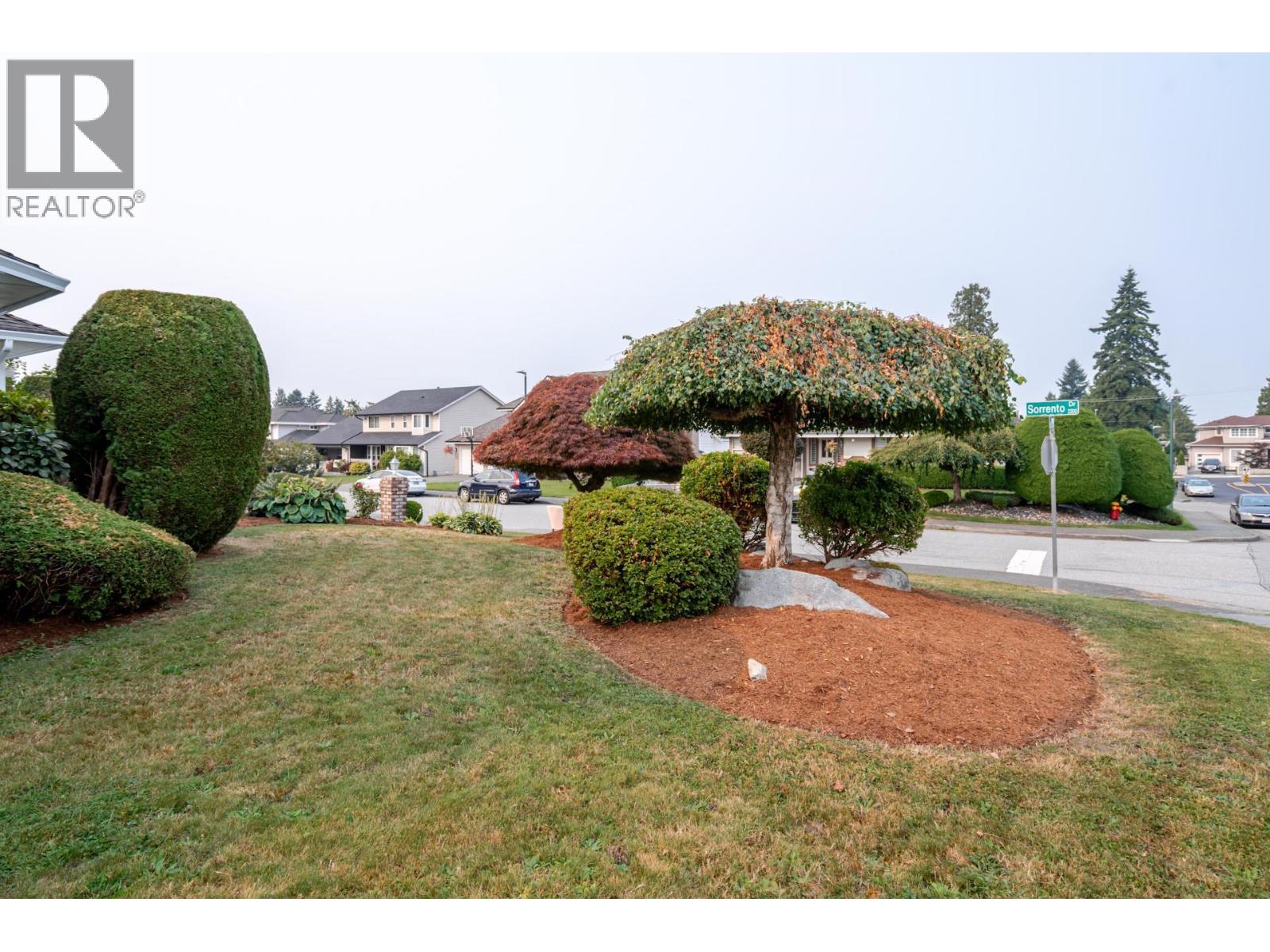 2203 Sorrento Drive, Coquitlam, British Columbia  V3K 6H6 - Photo 5 - R3045225