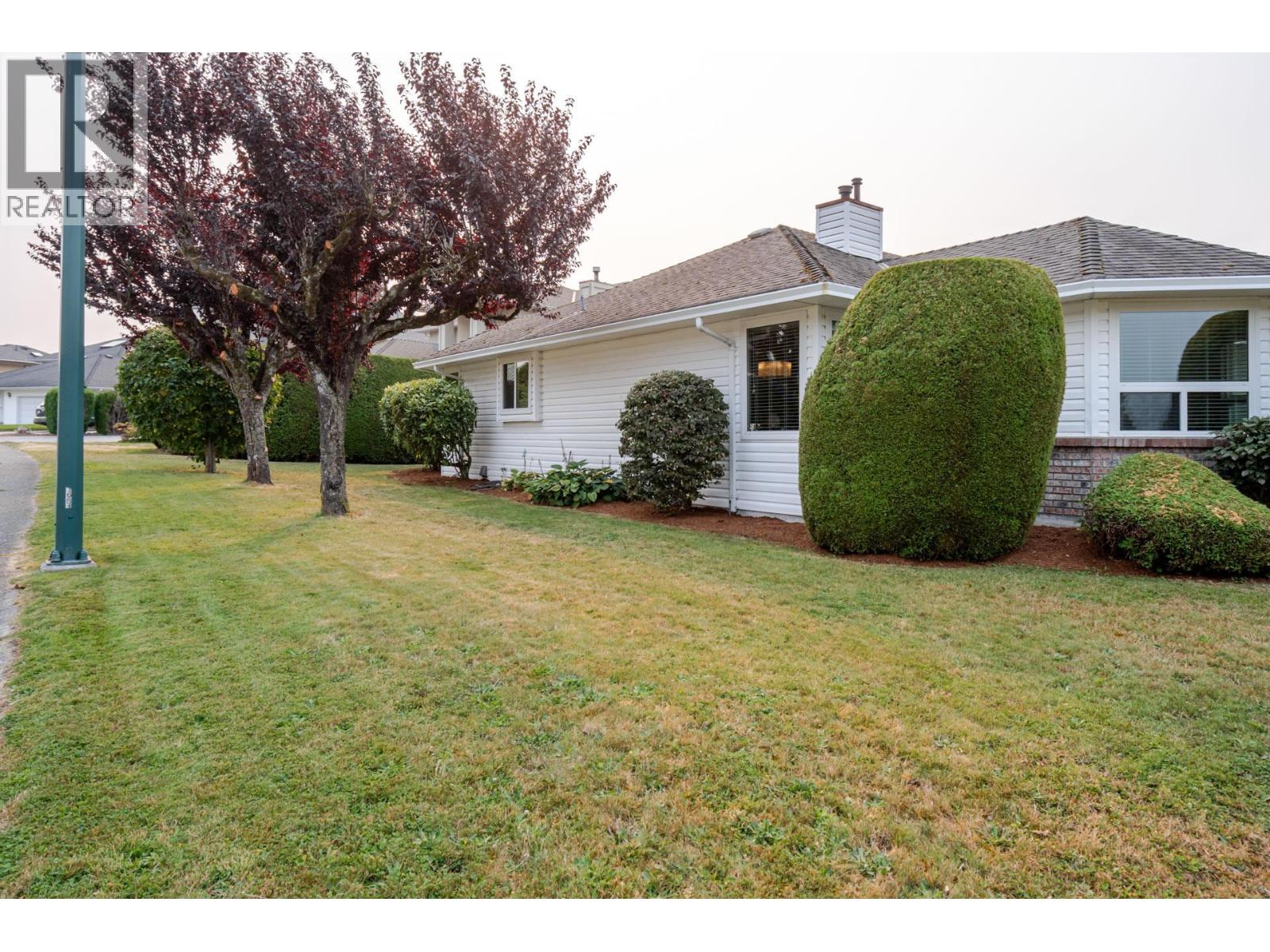 2203 Sorrento Drive, Coquitlam, British Columbia  V3K 6H6 - Photo 4 - R3045225