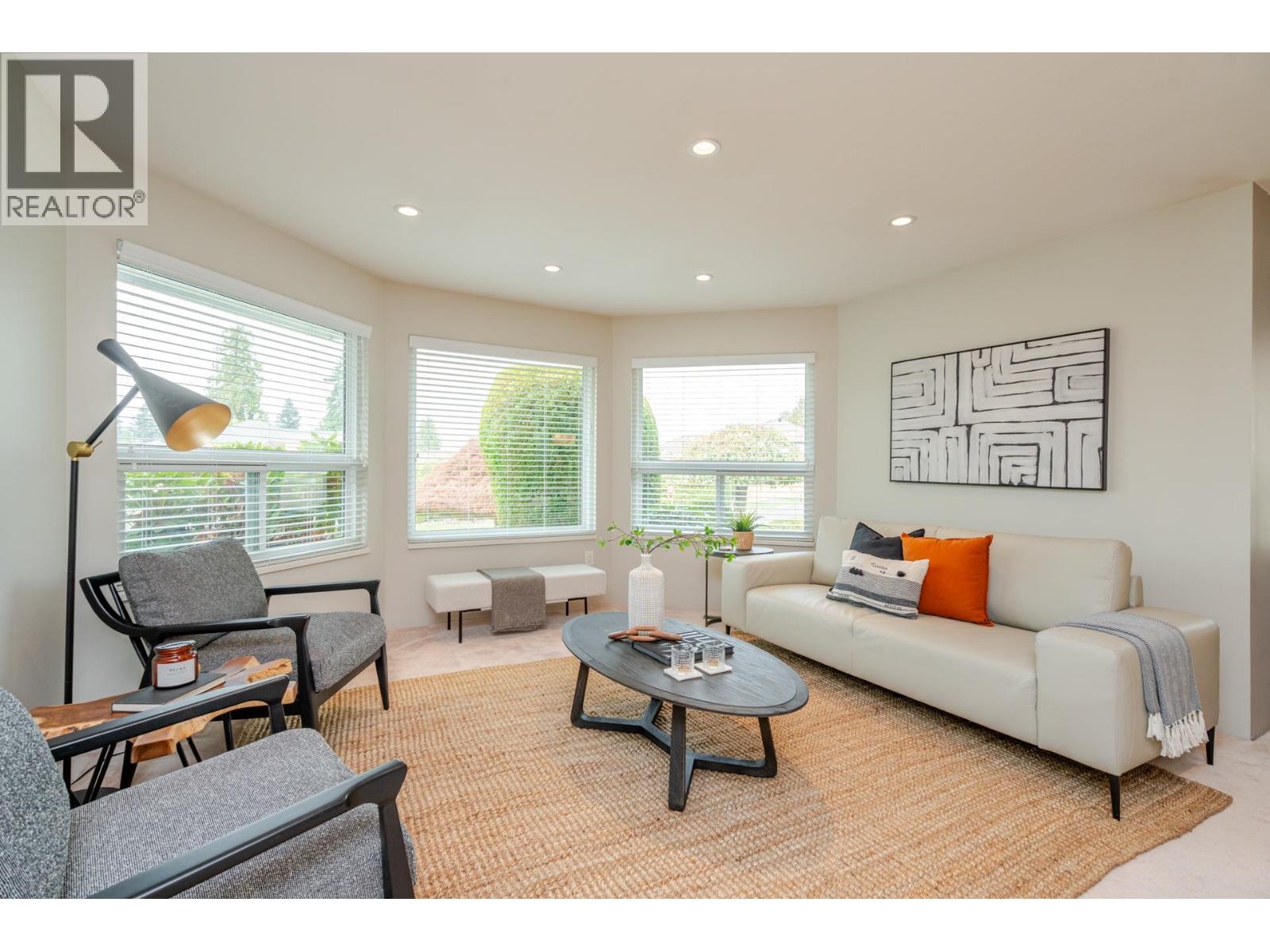 2203 Sorrento Drive, Coquitlam, British Columbia  V3K 6H6 - Photo 8 - R3045225