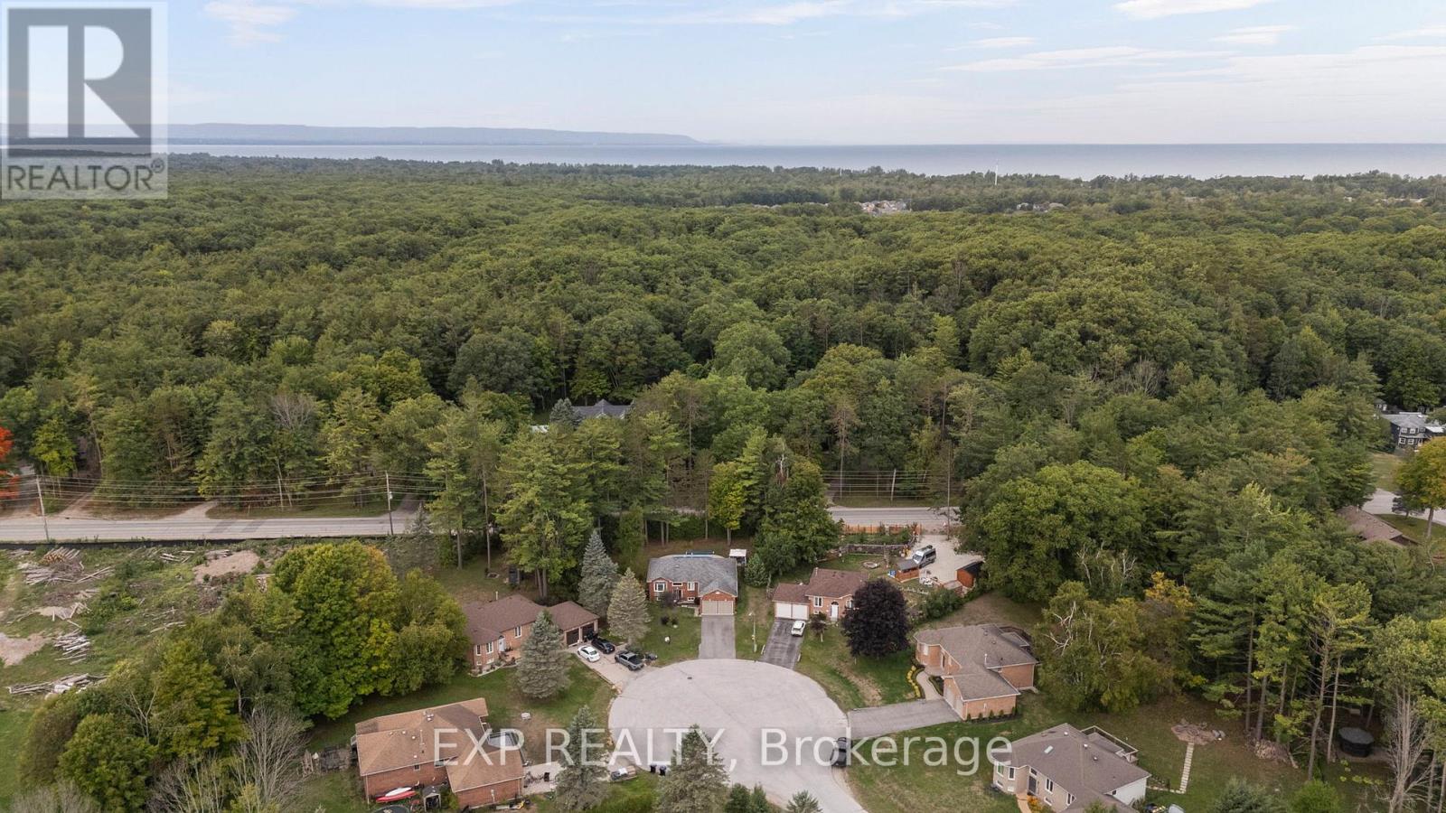 9 Birdie Court, Wasaga Beach, Ontario  L9Z 1C1 - Photo 38 - S12371171
