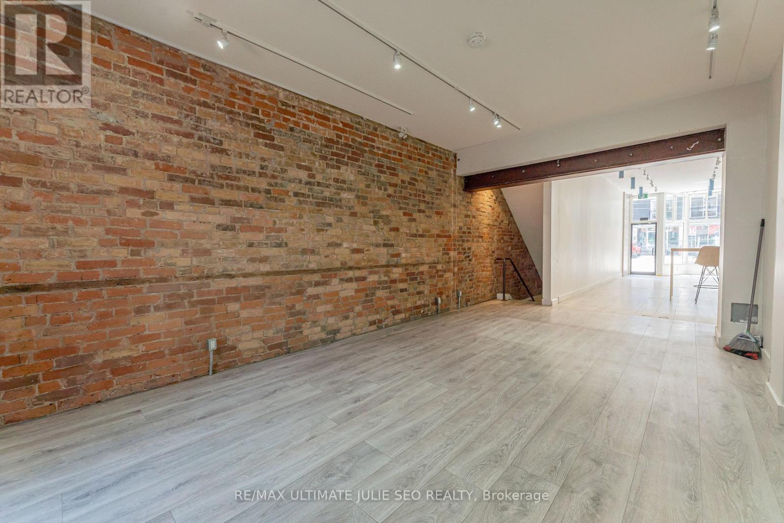 1164 Queen Street W, Toronto, Ontario  M6J 1J5 - Photo 6 - C12390132