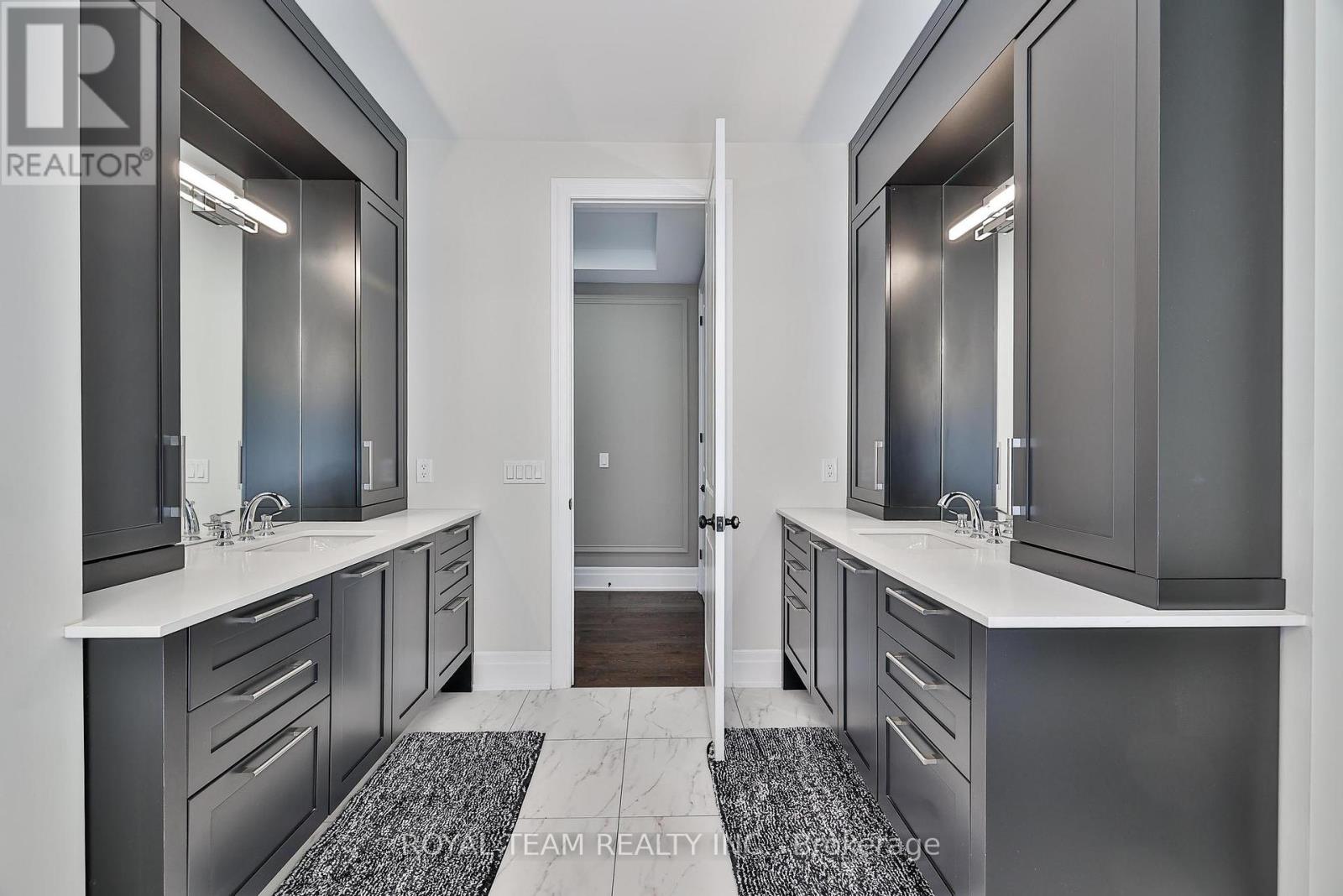 1 Ria Court, King (King City), Ontario  L7B 0B9 - Photo 25 - N12390133