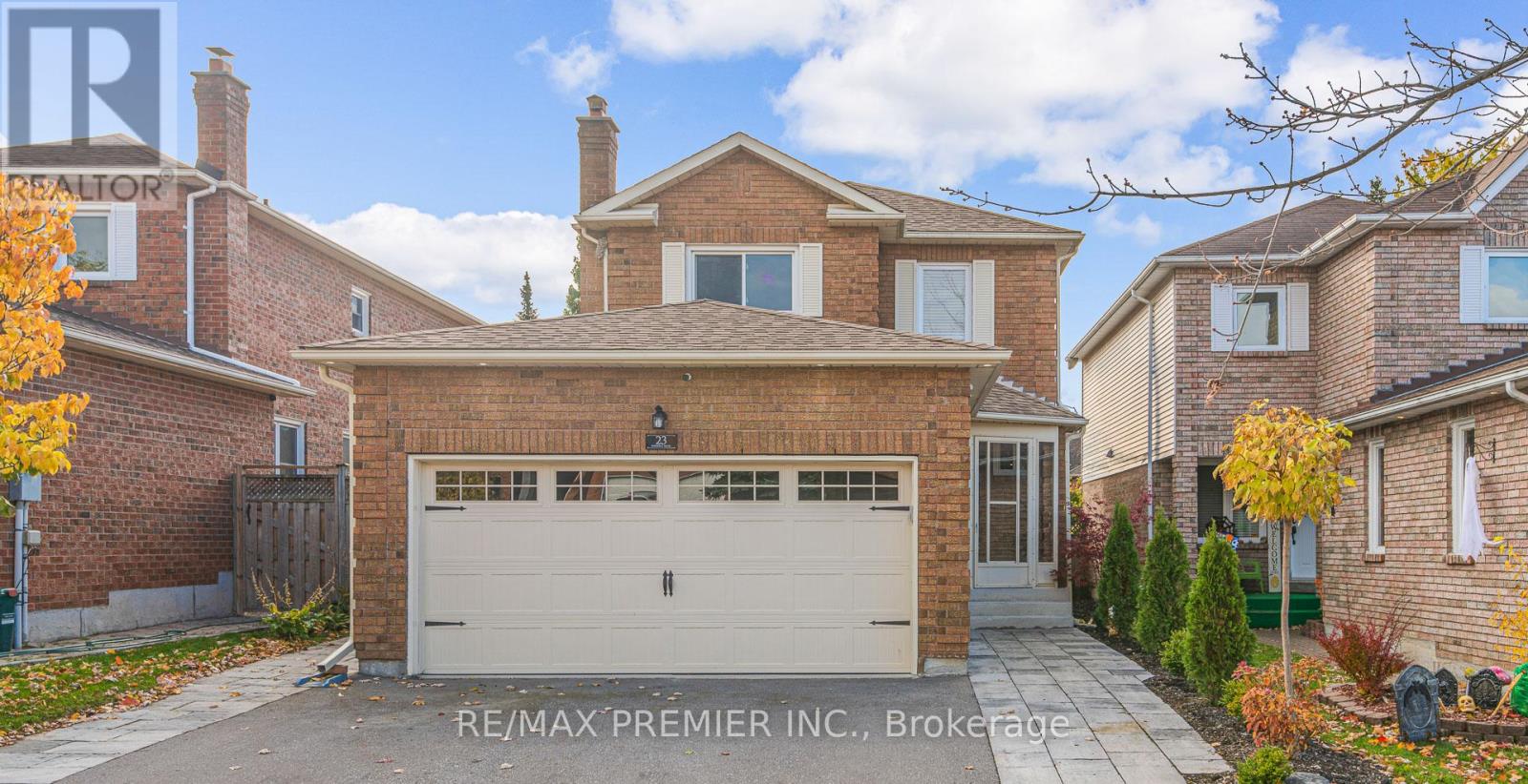 23 Sunbird Boulevard, Georgina (Keswick North), Ontario  L4P 3R9 - Photo 1 - N12390139