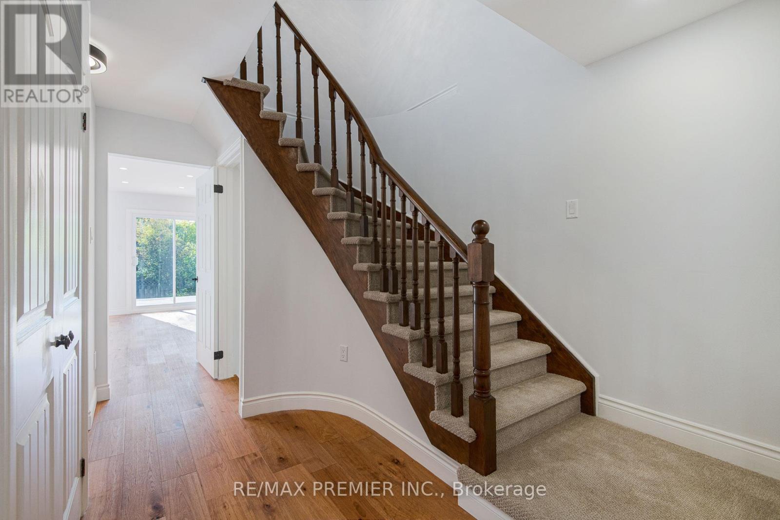 23 Sunbird Boulevard, Georgina (Keswick North), Ontario  L4P 3R9 - Photo 15 - N12390139