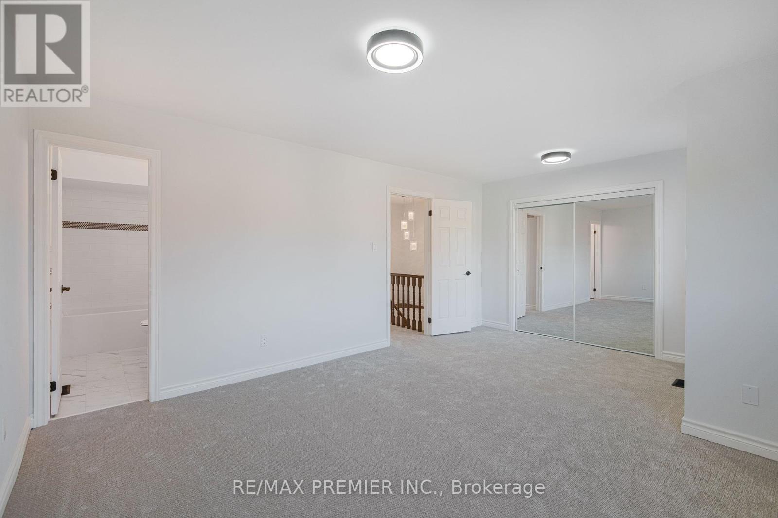 23 Sunbird Boulevard, Georgina (Keswick North), Ontario  L4P 3R9 - Photo 17 - N12390139