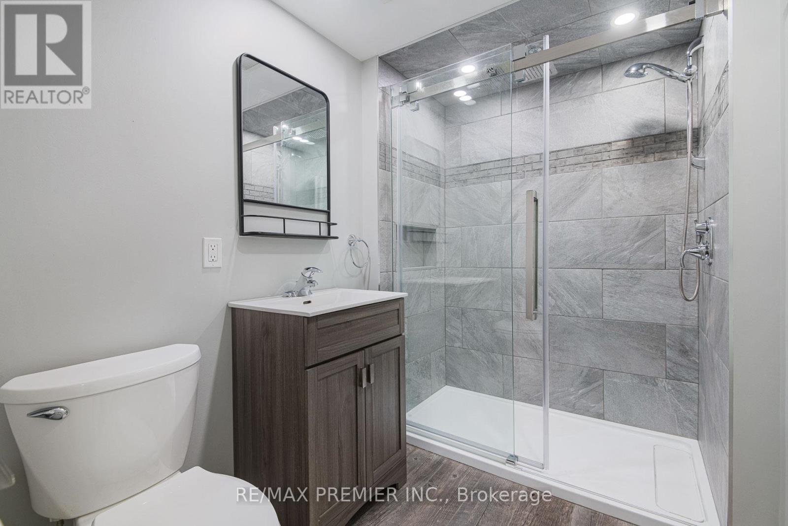 23 Sunbird Boulevard, Georgina (Keswick North), Ontario  L4P 3R9 - Photo 24 - N12390139