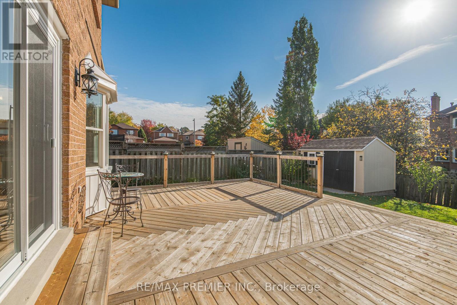 23 Sunbird Boulevard, Georgina (Keswick North), Ontario  L4P 3R9 - Photo 30 - N12390139