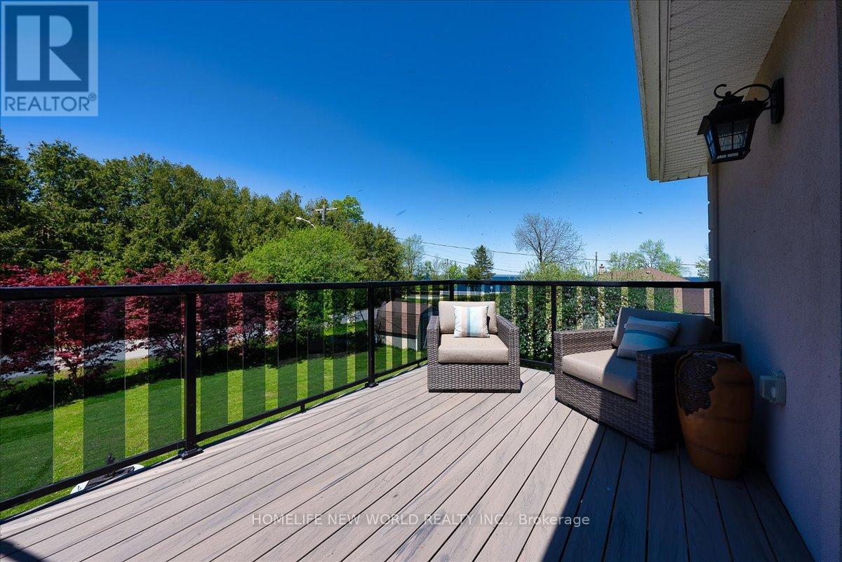 853 Fairbank Avenue, Georgina (Historic Lakeshore Communities), Ontario  L0E 1S0 - Photo 43 - N12390152