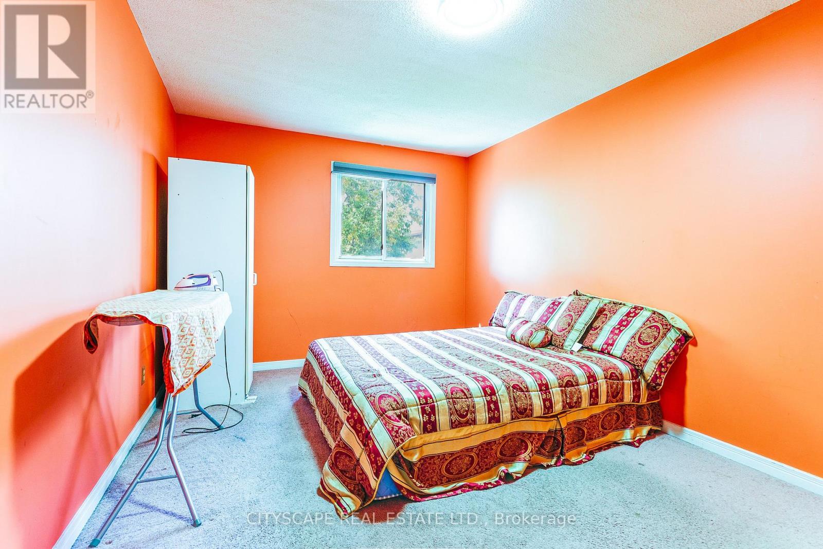 379 Wallenberg Crescent E, Mississauga, Ontario  L5B 3N1 - Photo 24 - W12390135
