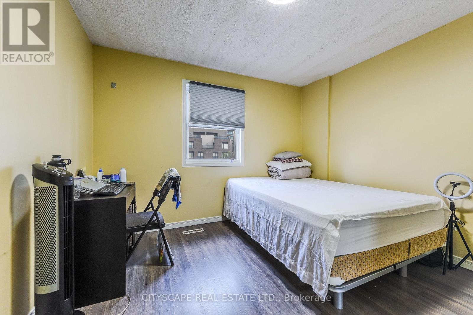 379 Wallenberg Crescent E, Mississauga, Ontario  L5B 3N1 - Photo 27 - W12390135